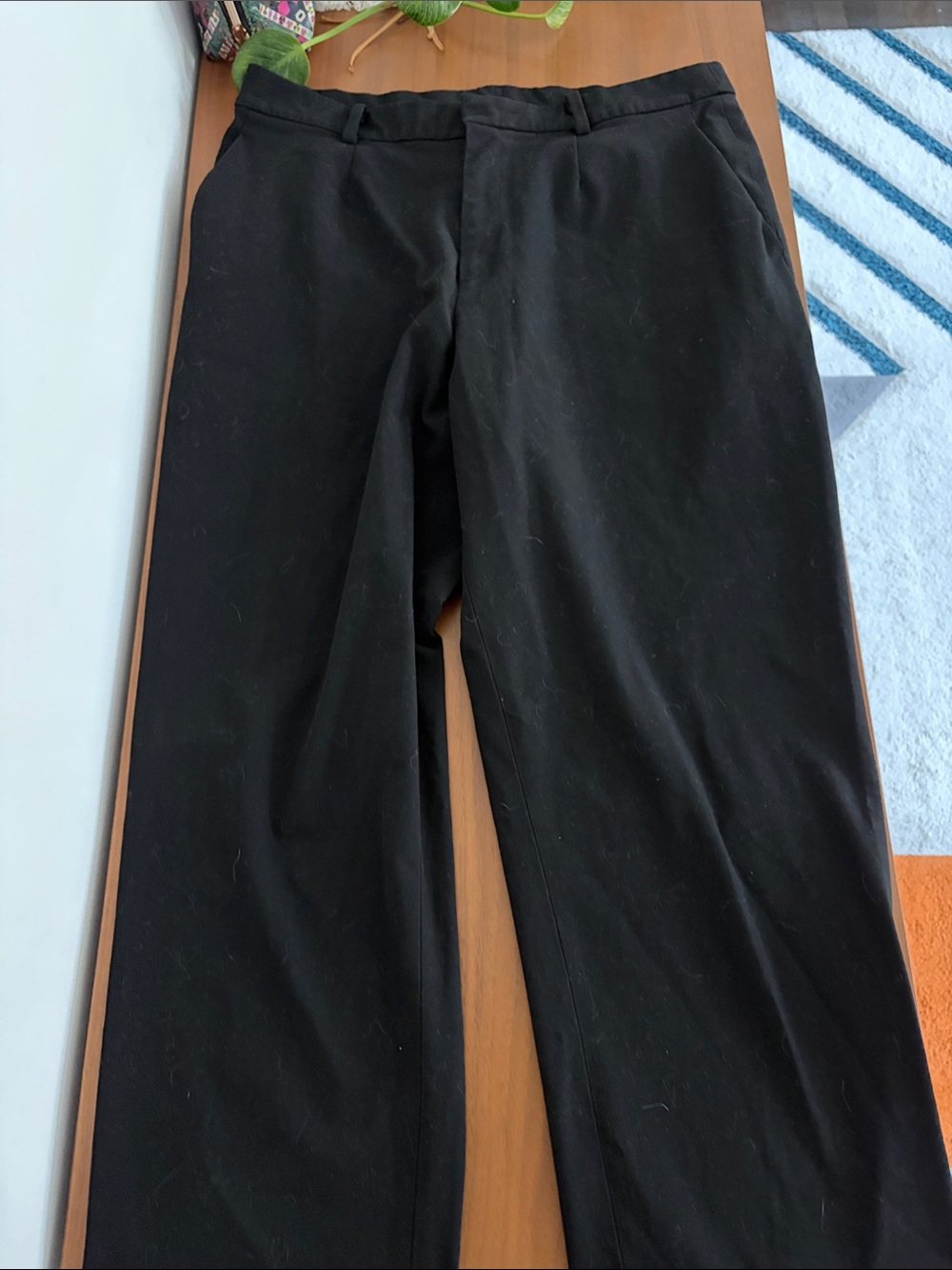 Uniqlo Women's Black Straight-Leg Trousers